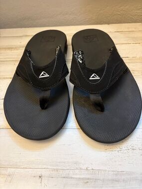 Reef Men's Black Flip-Flop Sandals